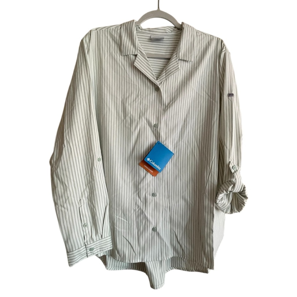 Women’s button up long sleeve blouse